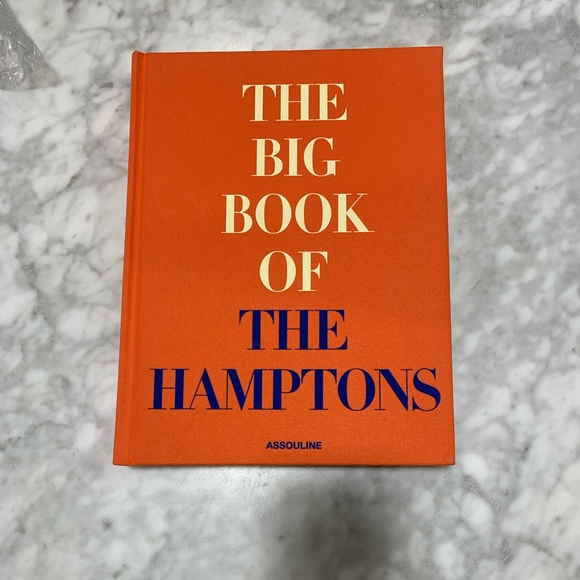 The Big Book of The Hamptons - Picture 1 of 4